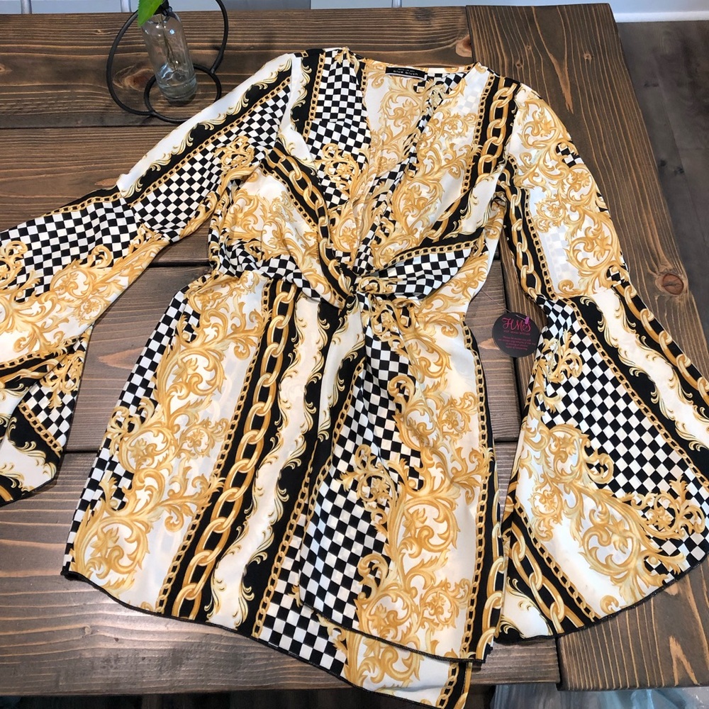 NEW Hot Miami styles - Sexy Flares sleeves